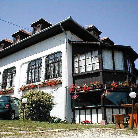 Krisztina Panzio Hotel Balatonalmádi Exterior foto